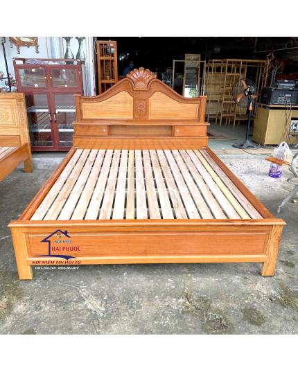 Giường ngủ căm xe 1m8 Nữ Hoàng GNCX18NH