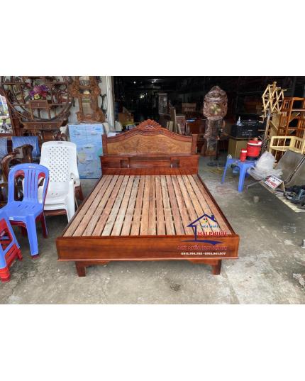 Giường ngủ gỗ tràm 1m6 Nữ Hoàng GNGT16NH